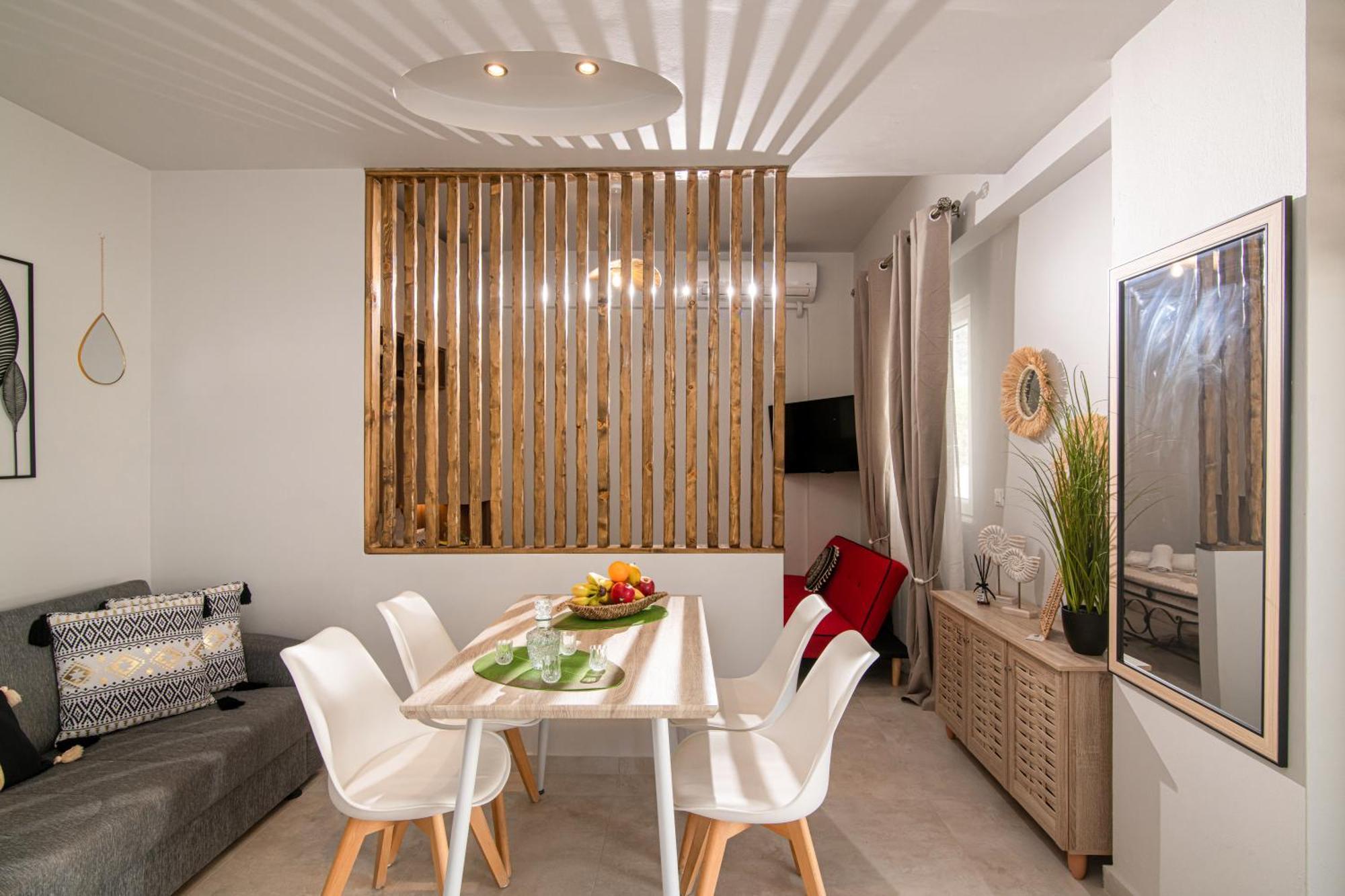 Natasha'S Studio Apartment Stalís Luaran gambar